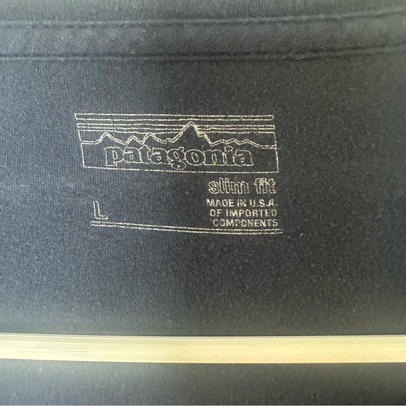 Patagonia Men’s LARGE Slim Fit “Built To Endure” Soft Tee Recycled Organic - Picture 4 of 4